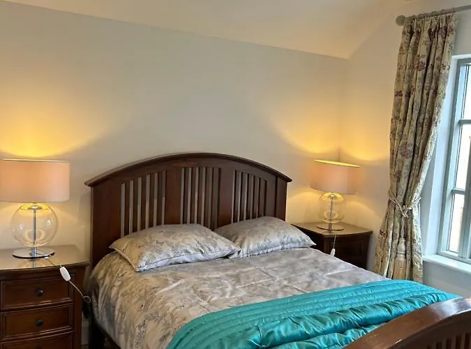 Tig Fuchia Апартаменты *