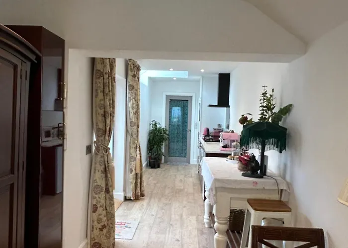 Tig Fuchia Апартаменты Doonsheane