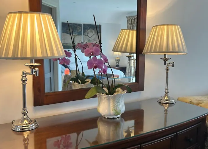 Апартаменты Tig Fuchia *